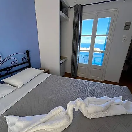 Stella Nomikou 3*